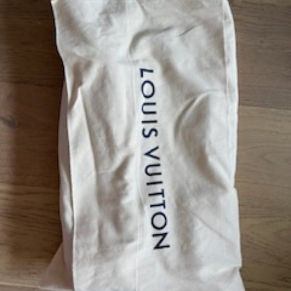 Authentic LV Neverfull MM - Picture 4 of 13